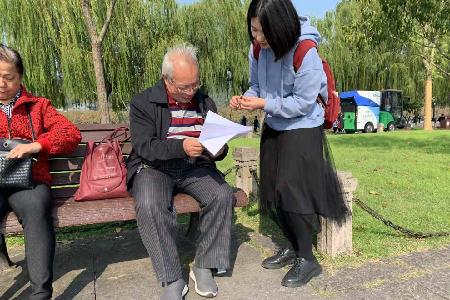 西湖周边垃圾分类问卷调查—记昆虫所研究生第三党支部主题教育志愿